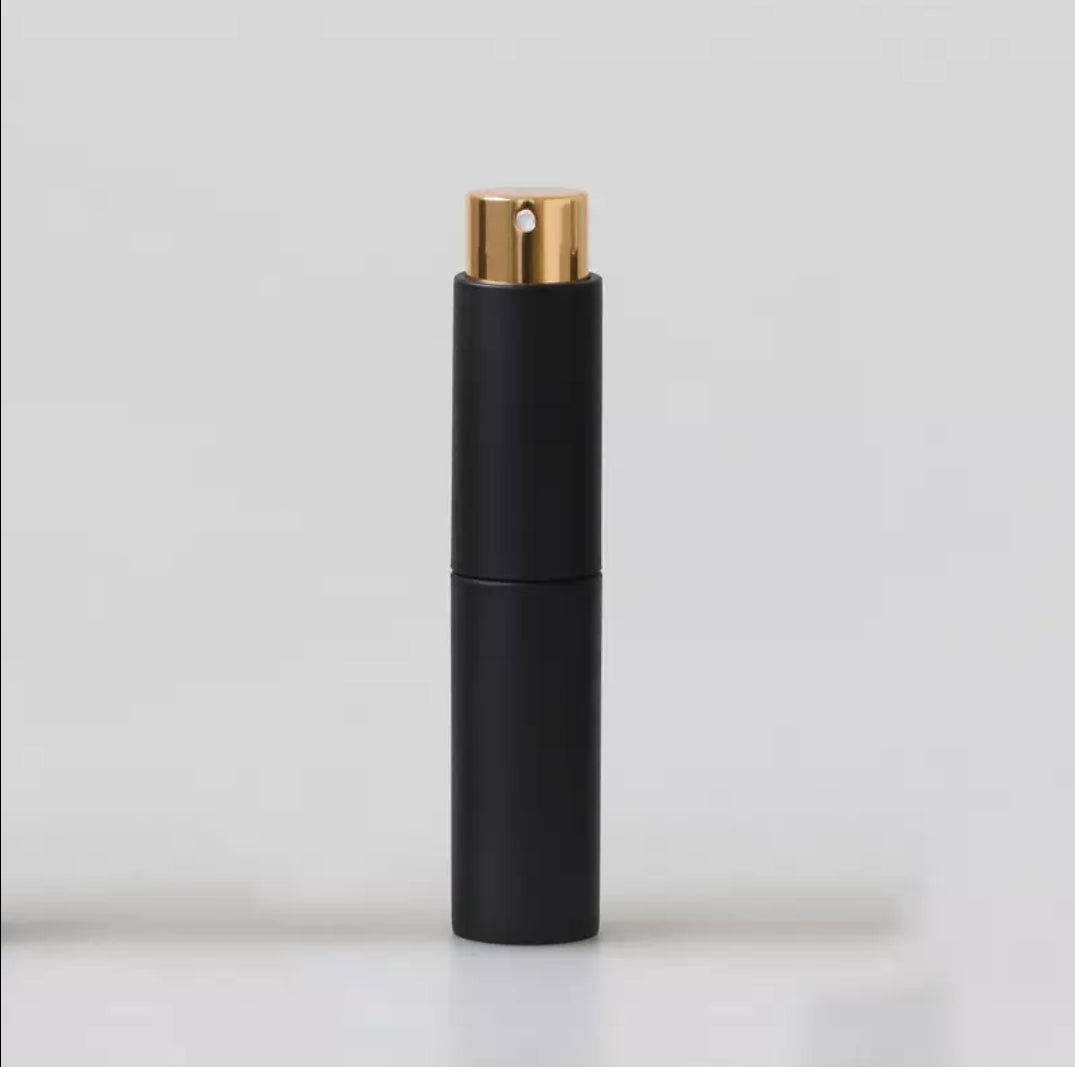 Compact 20ml Refillable Oil Atomizer for On-the-Go