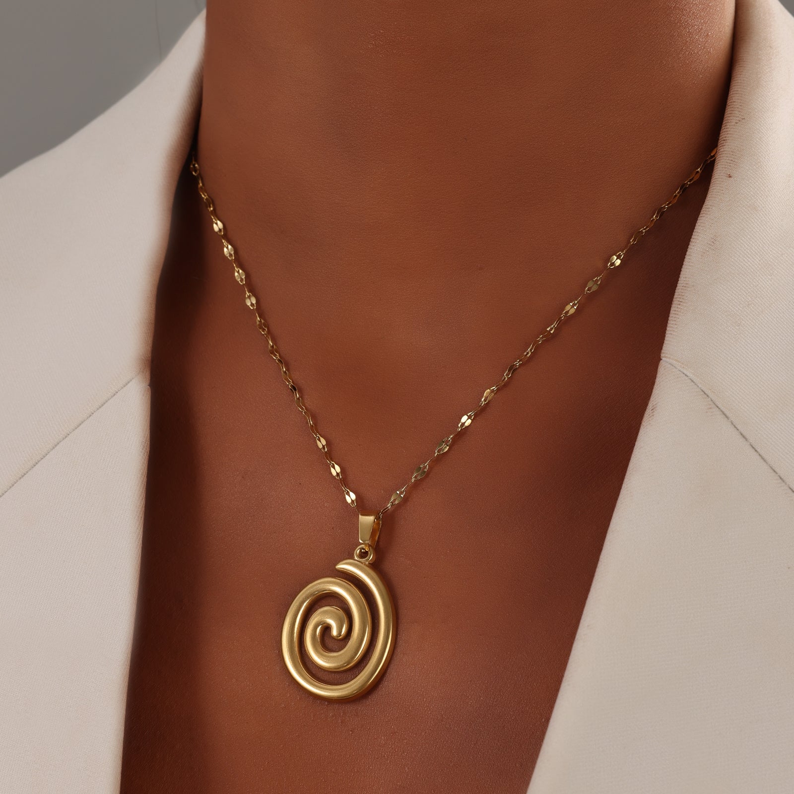 Unique And Niche Design Pendant, Stainless Steel Plated With 18k Gold, Creative And Versatile Geometric Vortex Necklace