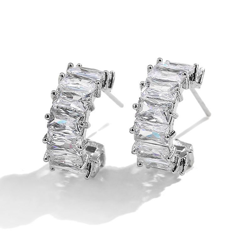 Multicolor glass diamond C-shaped earrings