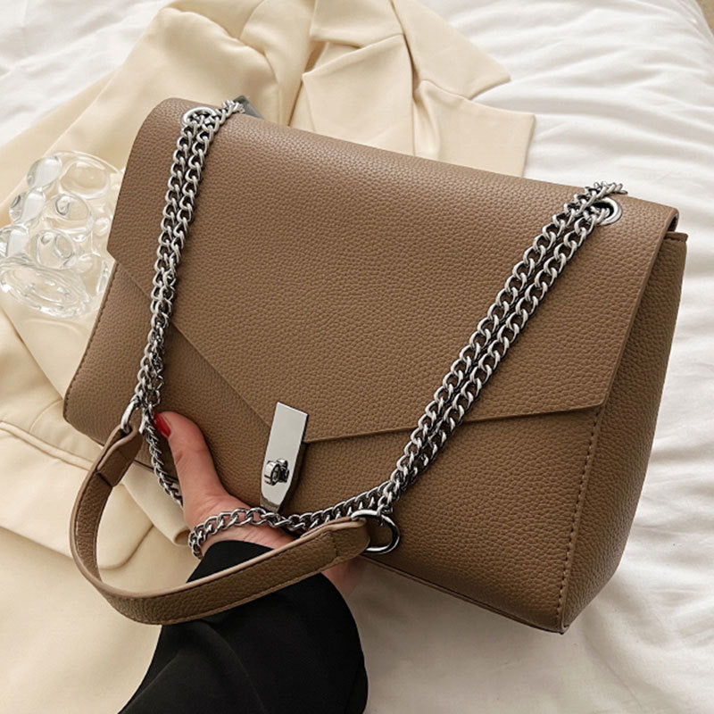 Chain Fashion Shoulder Bag Popular Bag Female Large Capacity Crossbody