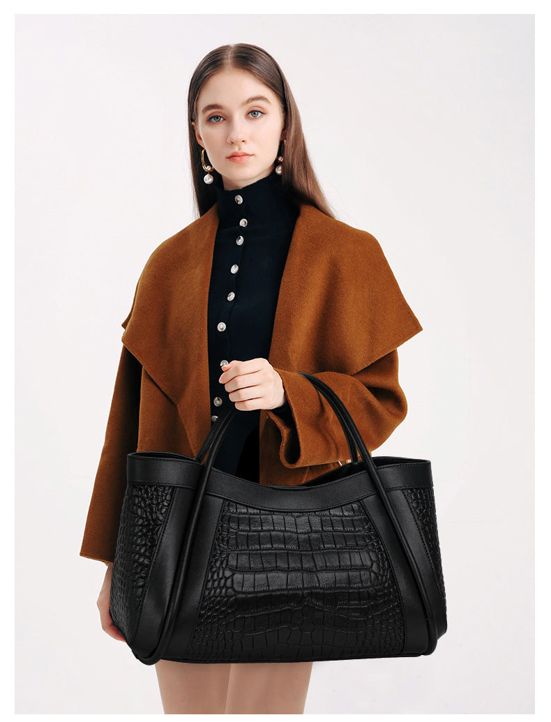 Leather Tote Handbag Fashion Commuter Practical