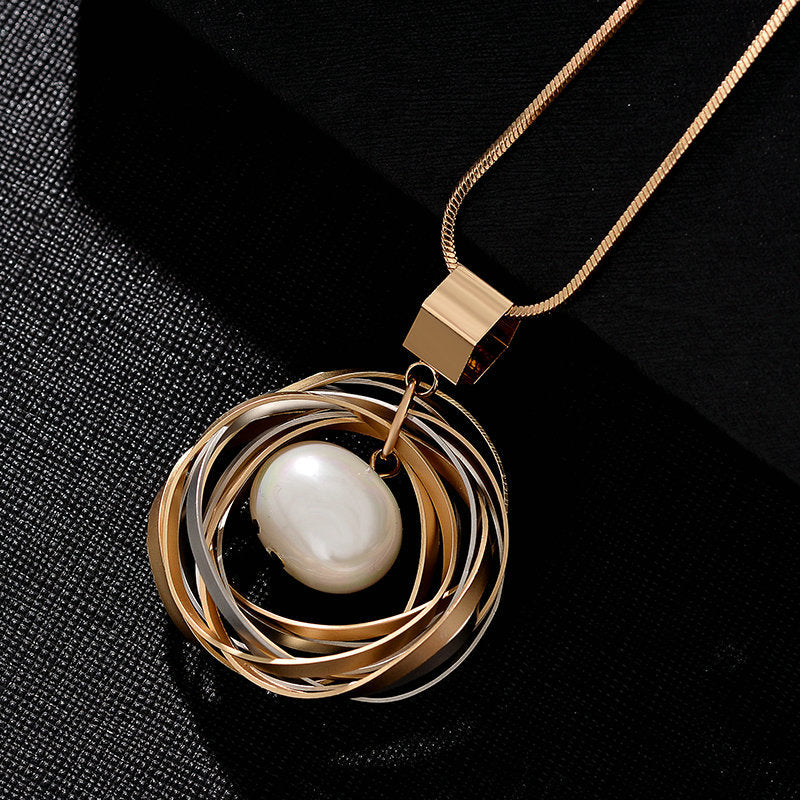 Artificial pearl necklace