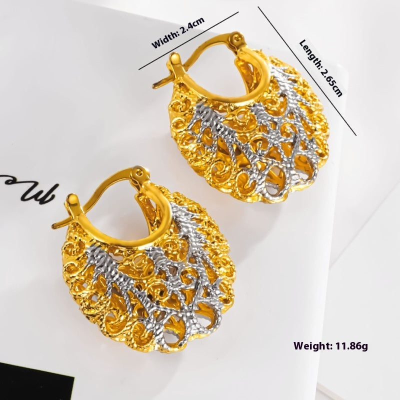 Two-color Small Pocket Carved Earrings Electroplating