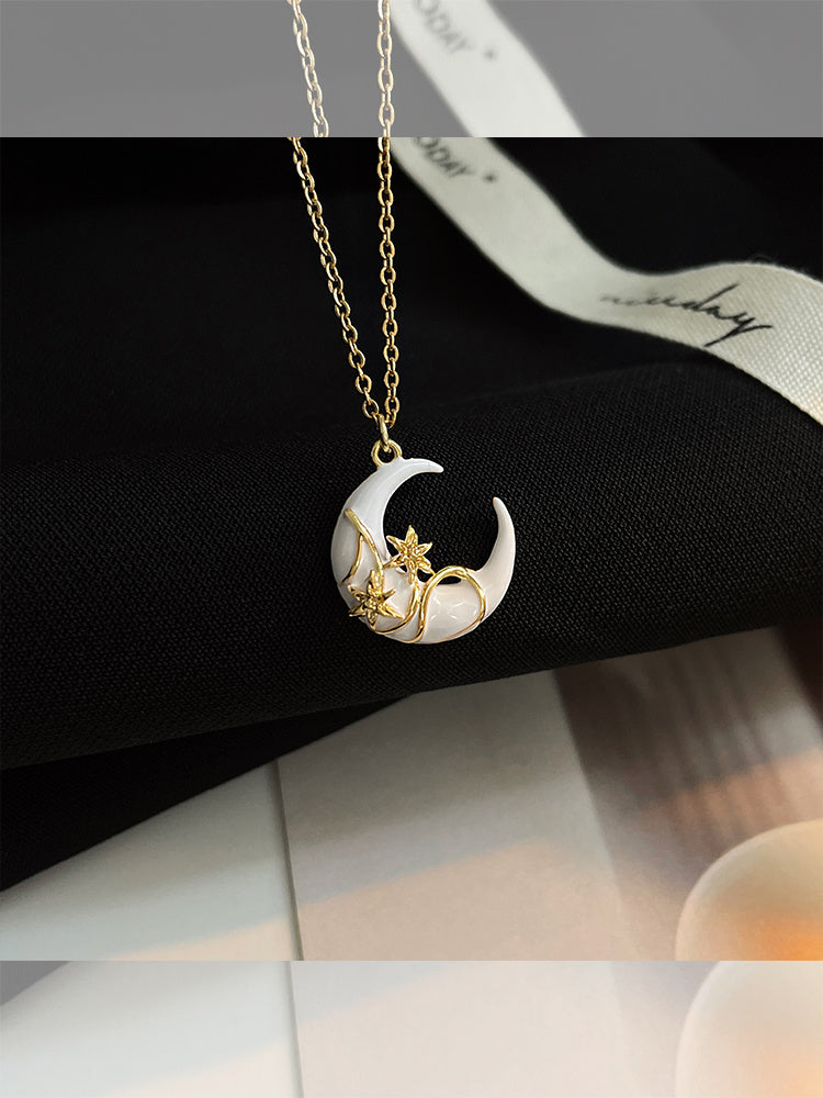 Double Layered White Moon Pearl Necklace