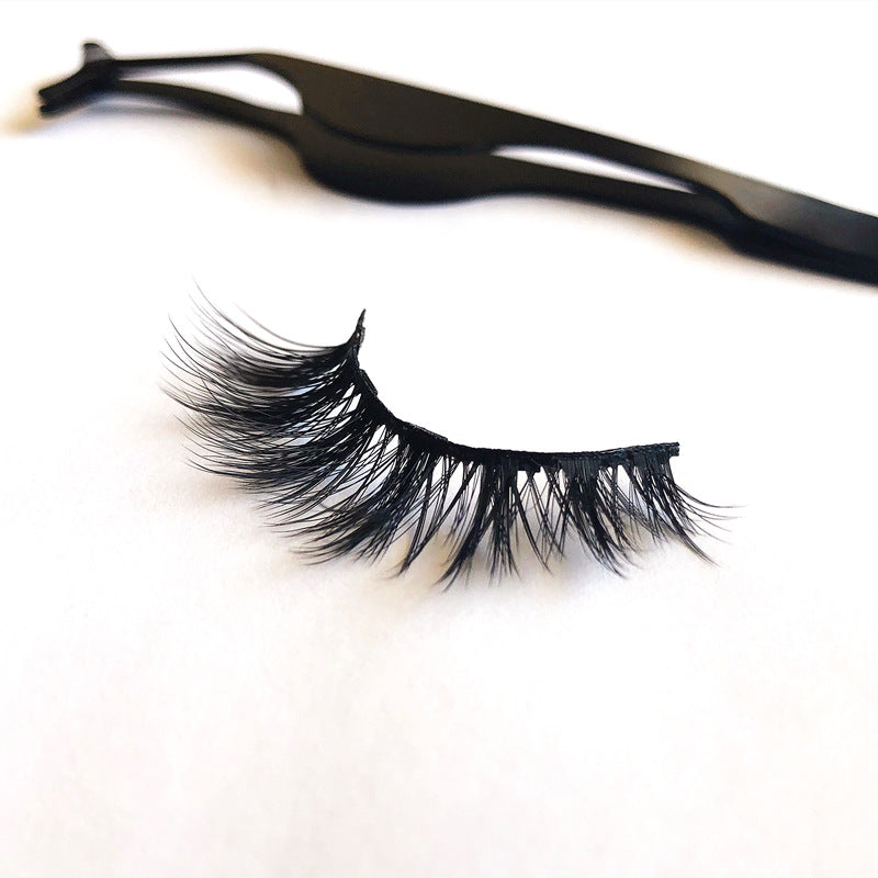 A Pair Of False Eyelashes With Magnets In Fashiona
