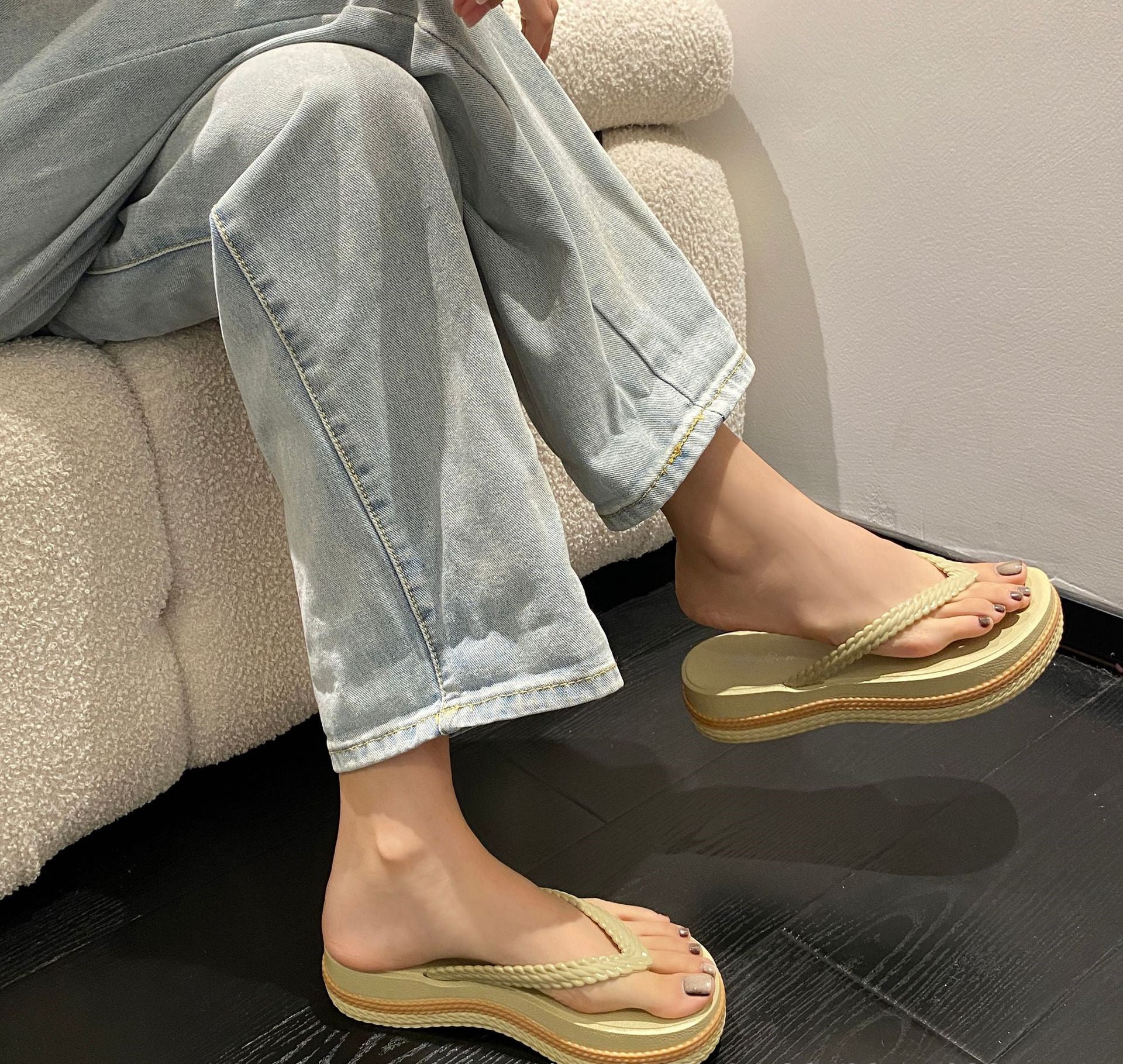 Thick-soled Flip-flops Fashion Outer Wear Color Matching Non-slip