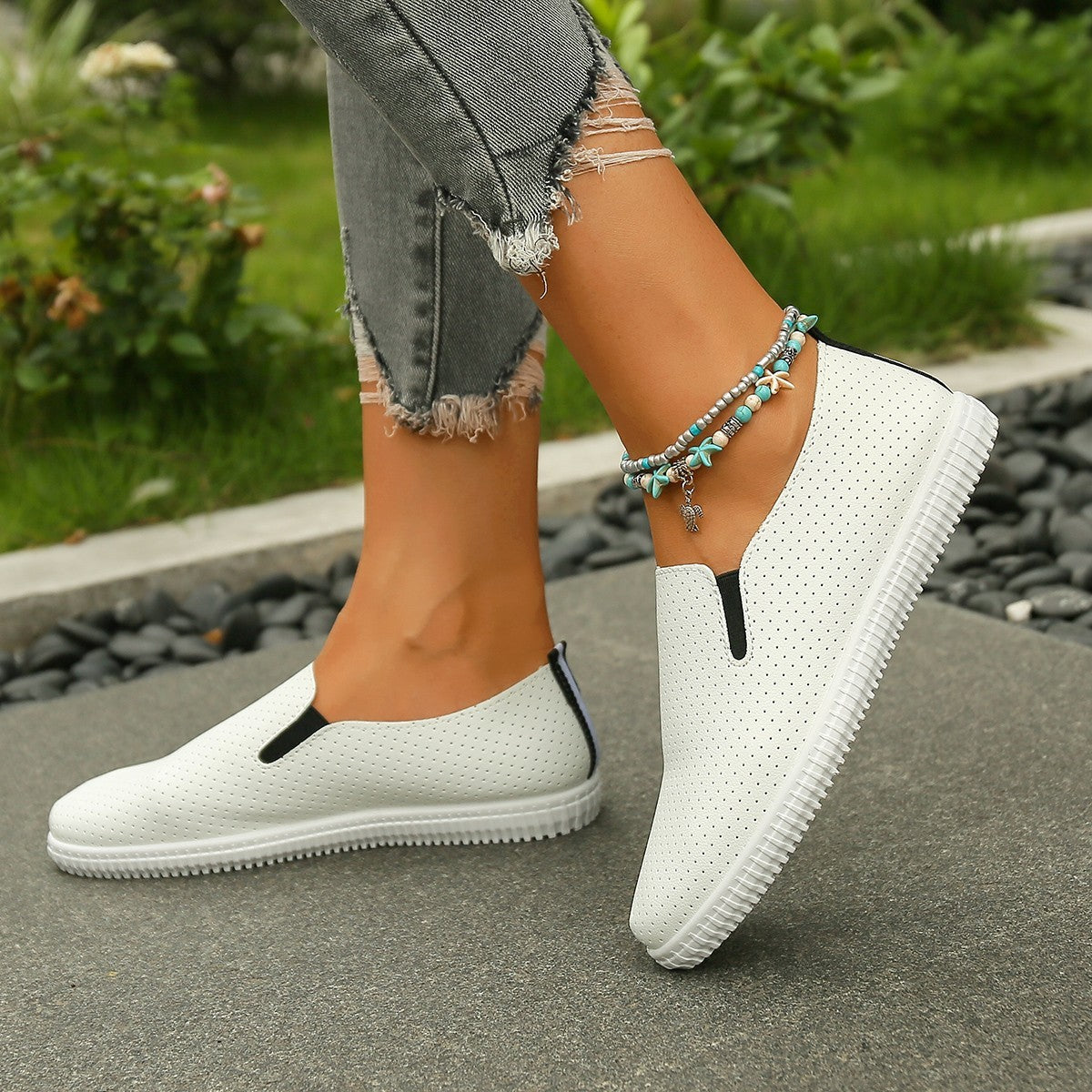 Fashion Hollowed-out Women's Casual Flat Shoes