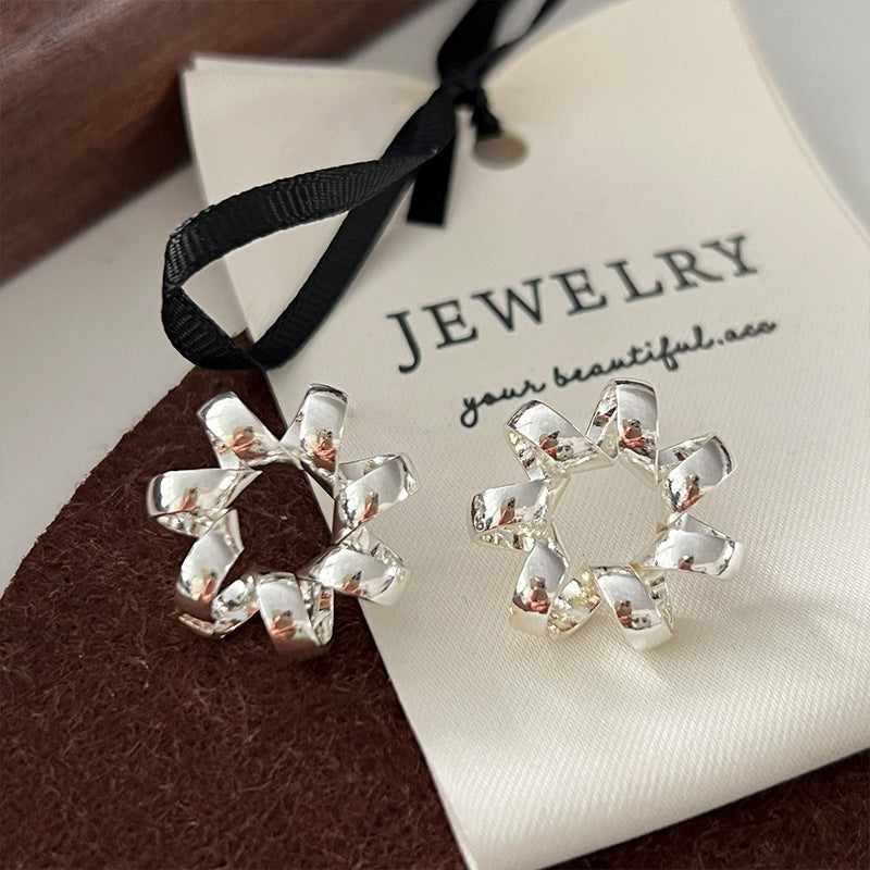 Fashion Jewelry Twist Flower Ring Silver Needle Hollow Stars Stud Earrings