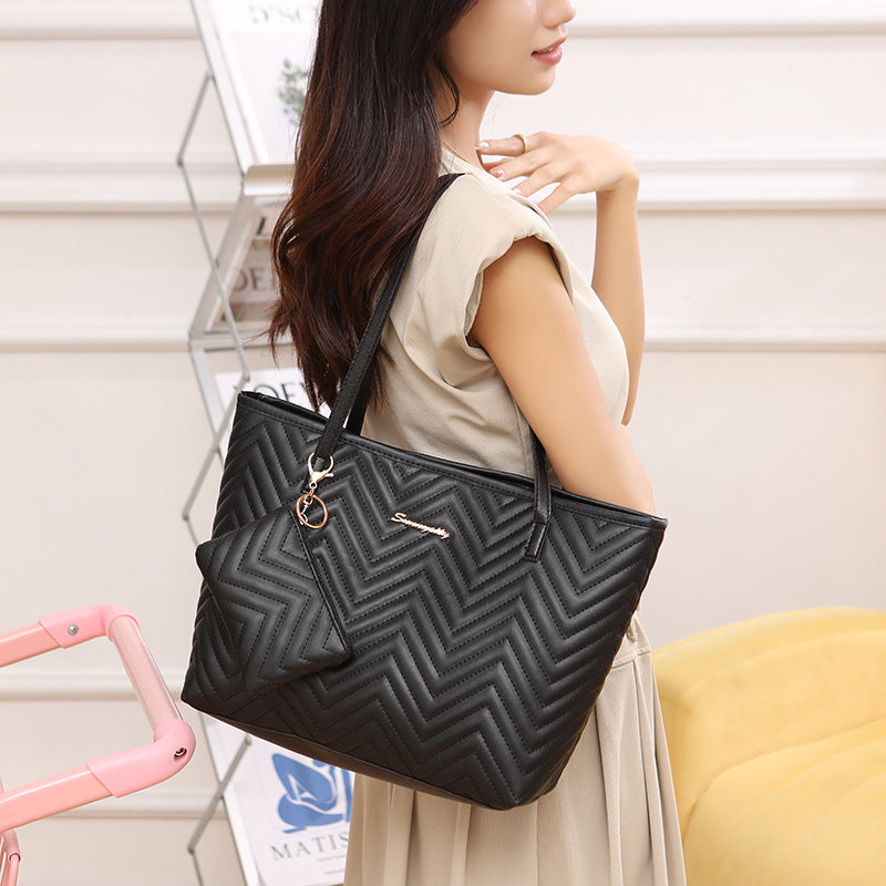 Women's Fashionable Wave Pattern Diamond Plaid Embroidered Shoulder Bag
