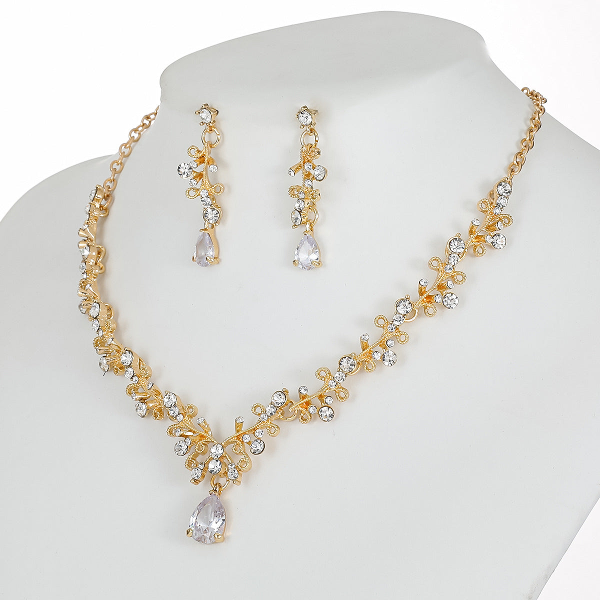 Necklace And Earrings Suite Female Clip Zircon Accessories