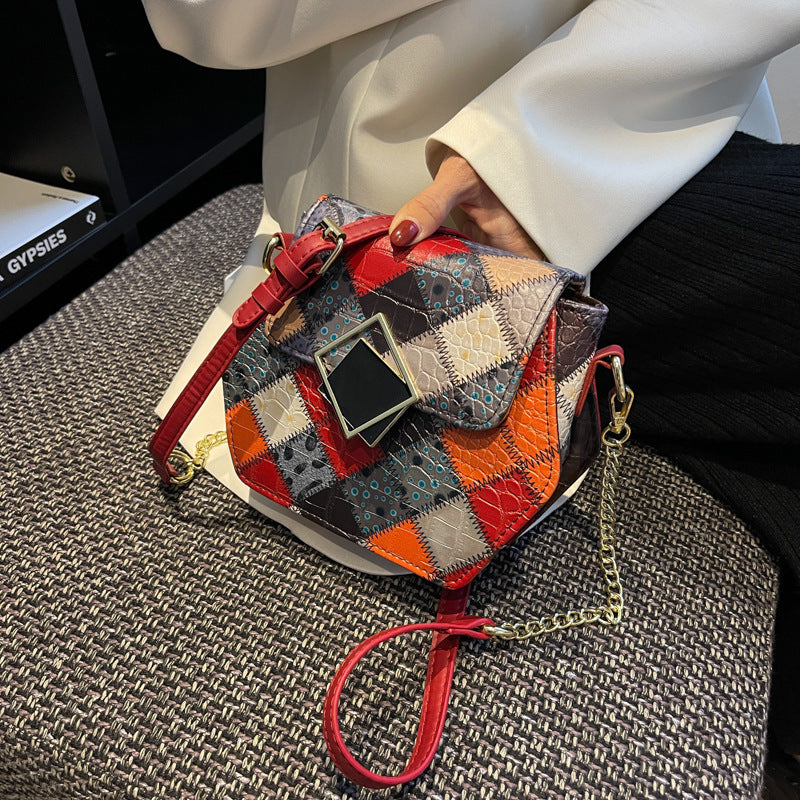 Stylish Textured Stitching Chain Small Square Bag