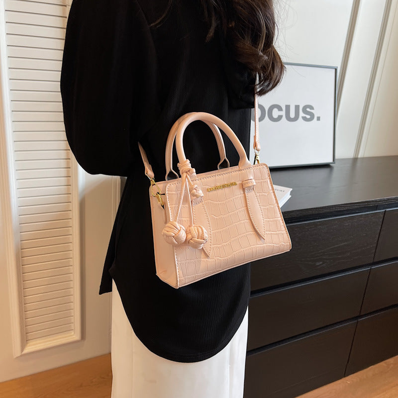 Women's Square Simplicity Niche Popular Shoulder Messenger Bag