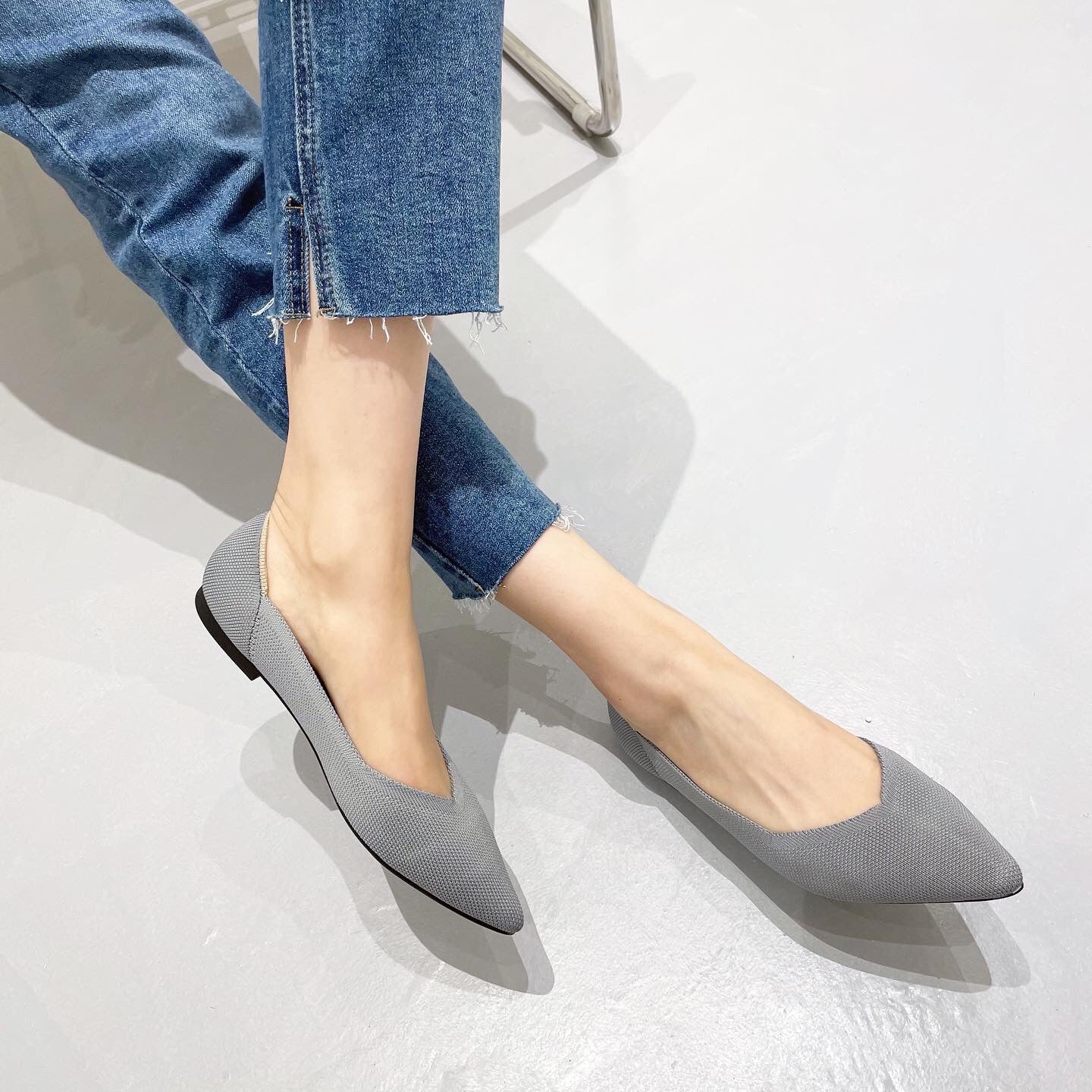 Women's Fashionable Casual Low-cut Flying Flat Shoes