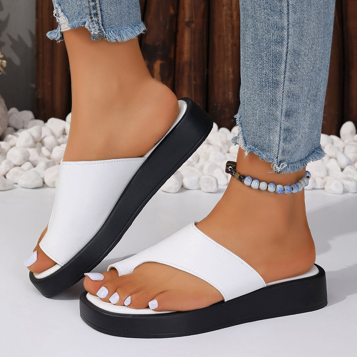 Thick-soled Clip Toe Flat Slippers Outdoor Summer Casual Solid Color Slides Shoes For Women