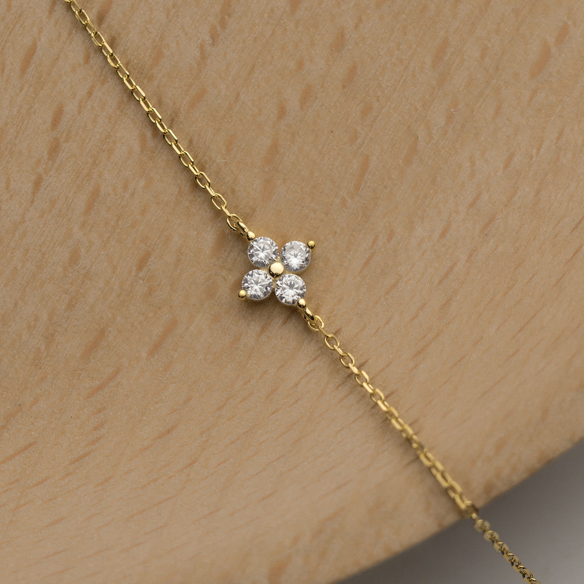 Four-Leaf Flower Elegant Bracelet For Women