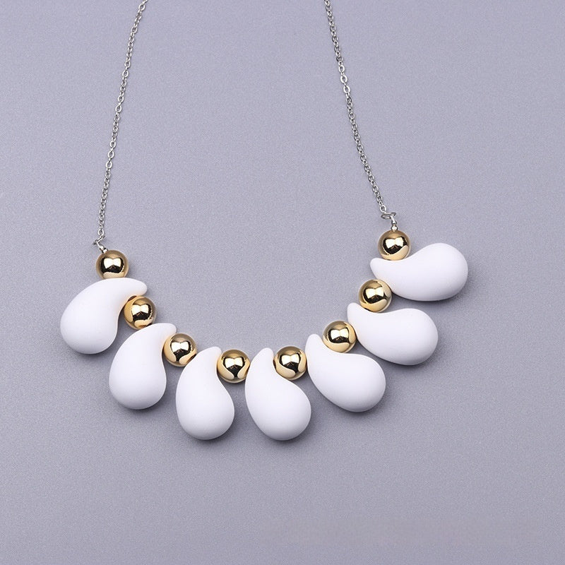 European And American Spray Paint Seven Color Water Drop Pendant Fashion Simple Magic Color Comma Necklace